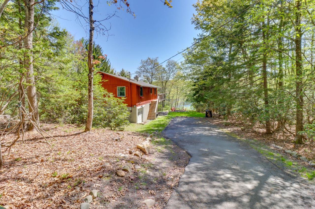 Lakefront Poconos Vacation Rental With Swim Dock! Long Pond ภายนอก รูปภาพ