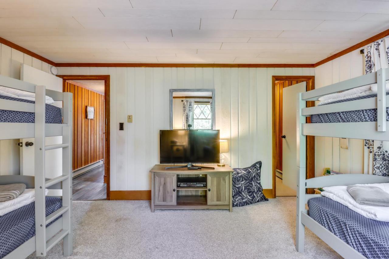 Lakefront Poconos Vacation Rental With Swim Dock! Long Pond ภายนอก รูปภาพ