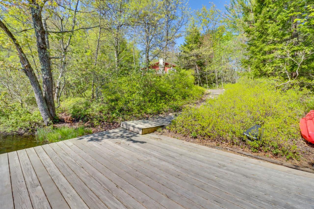 Lakefront Poconos Vacation Rental With Swim Dock! Long Pond ภายนอก รูปภาพ